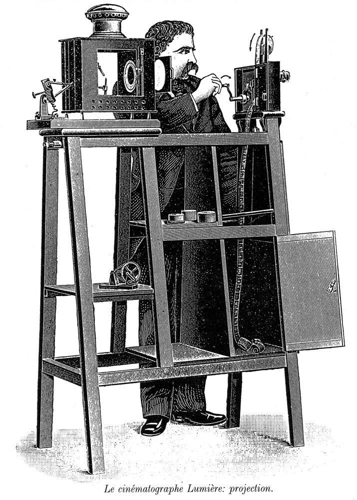 The cinématographe Lumière in projection mode